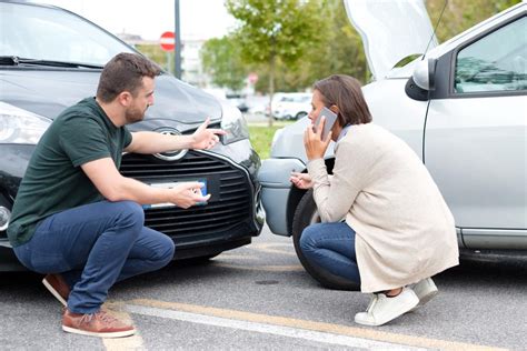 free auto accident lawyer consultation.